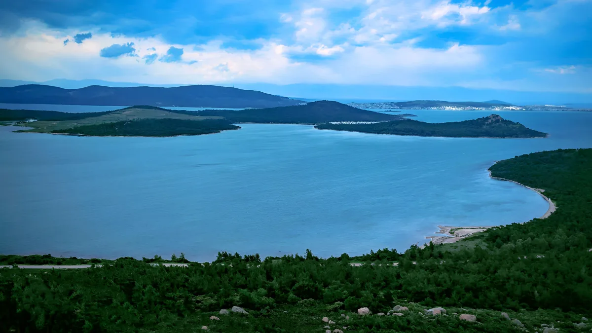 Ayvalık Şeytan Sofrası Piknik Alanı