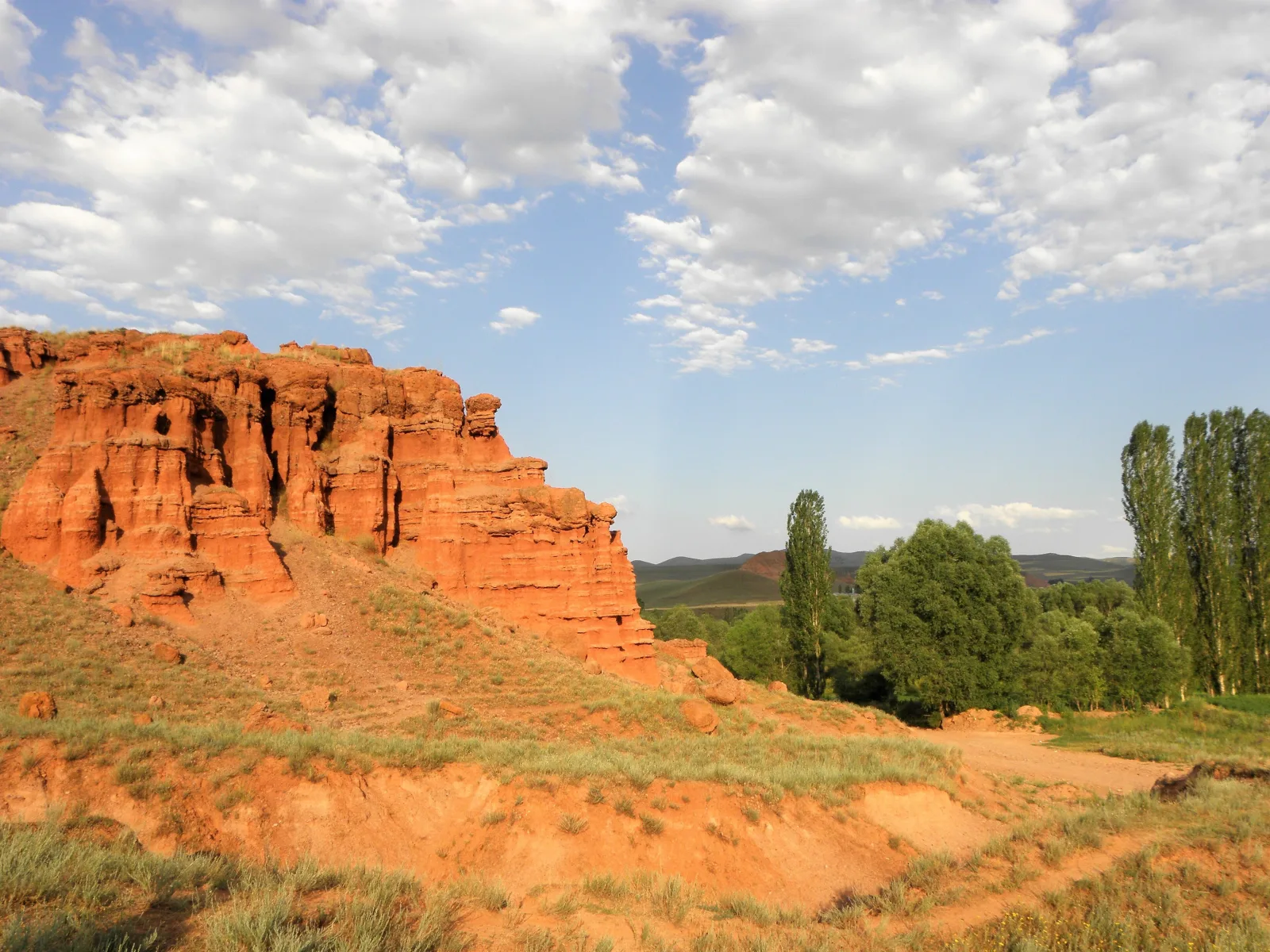Narman Peri Bacaları Piknik Alanı