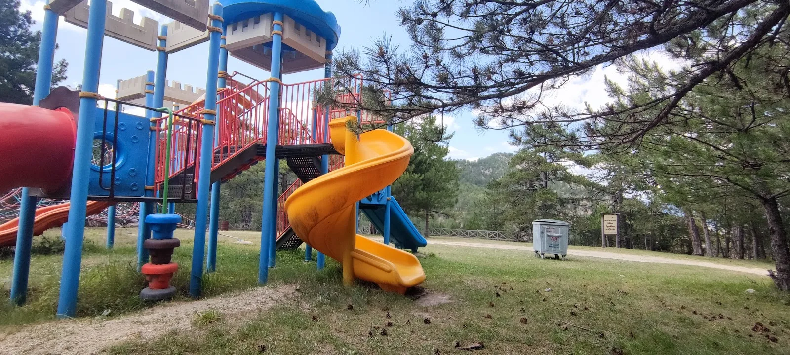 Uyuzsuyu Şelalesi Mesire Alanı