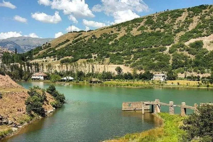 Yedisu Peri Çayı Piknik Alanı